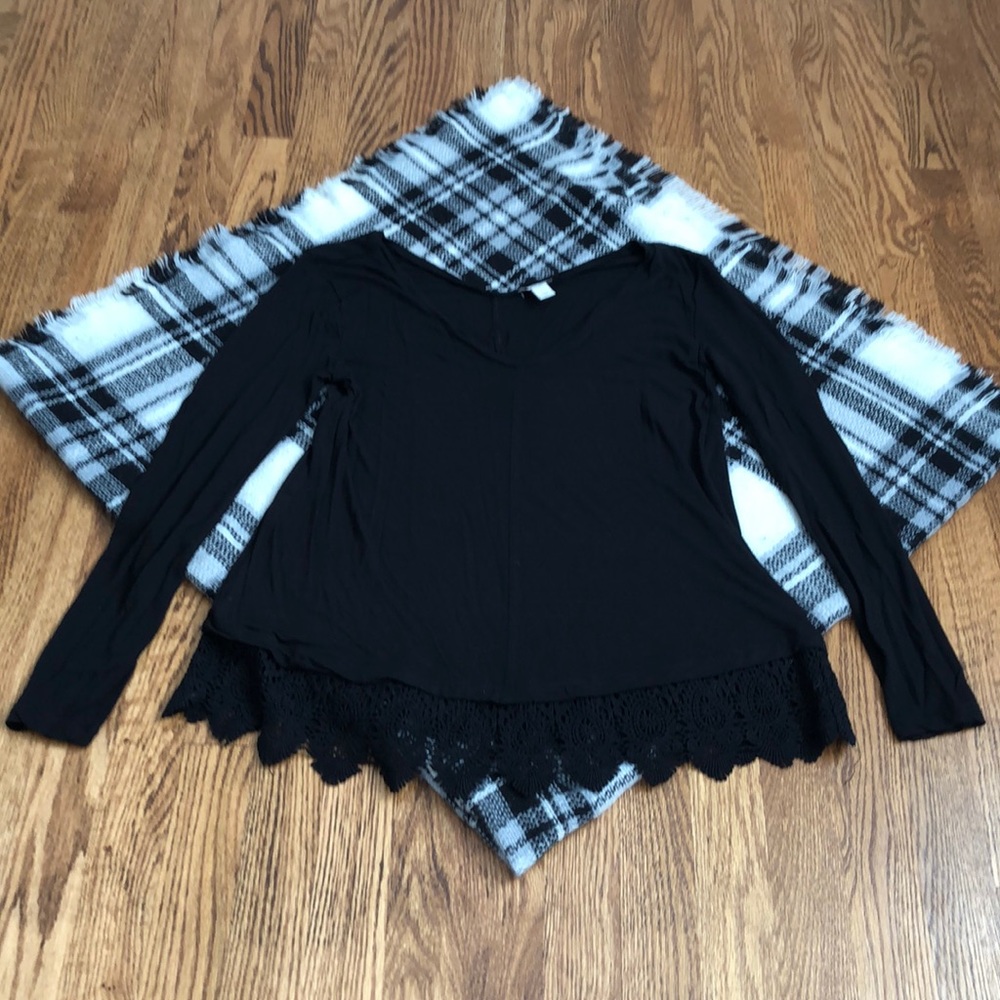 Hinge Long Sleeve with Crochet Hem